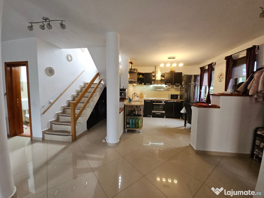 Casa de vanzare la 15 min de Ploiesti