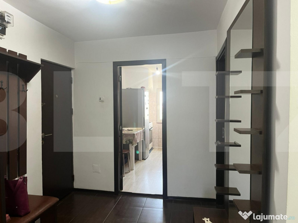 Apartament de 3 camere, etaj intermediar, 65 mp, zona Impara