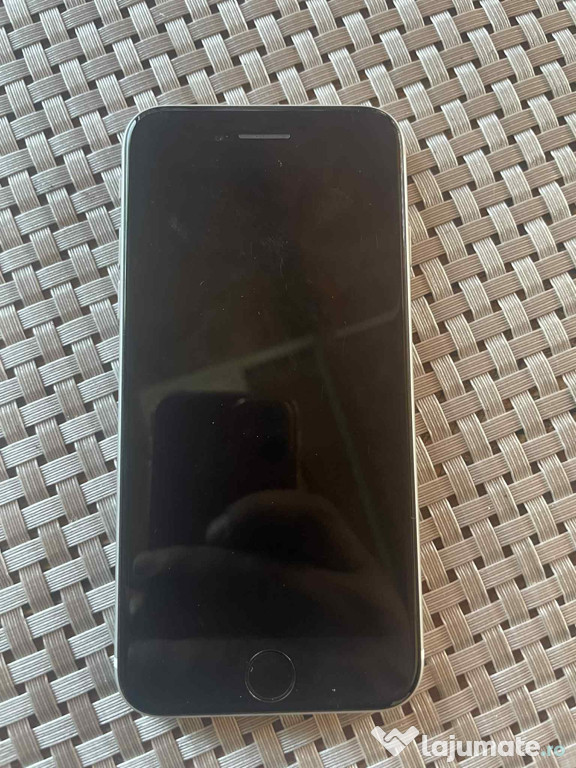 Vand iphone se 2020