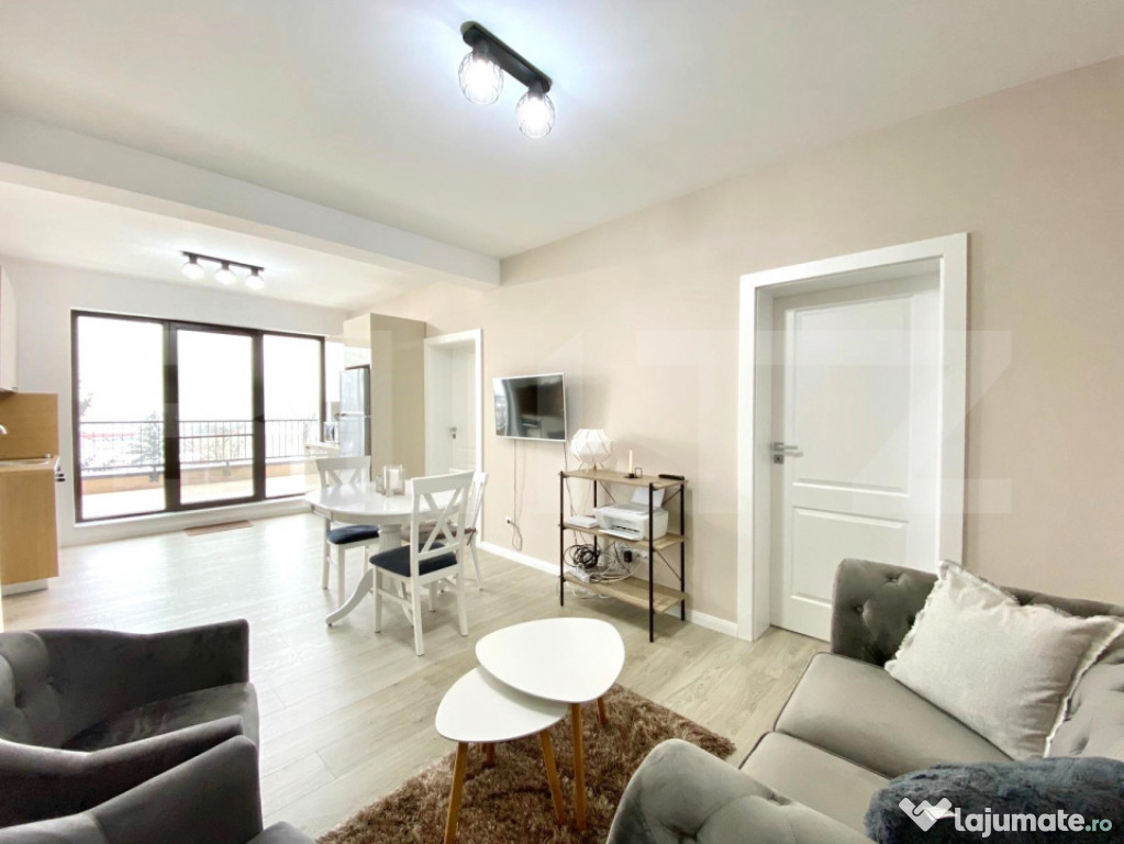 Apartament cu 3 camere, 68 mp, A.C, mobilat lux, terasa 30 m
