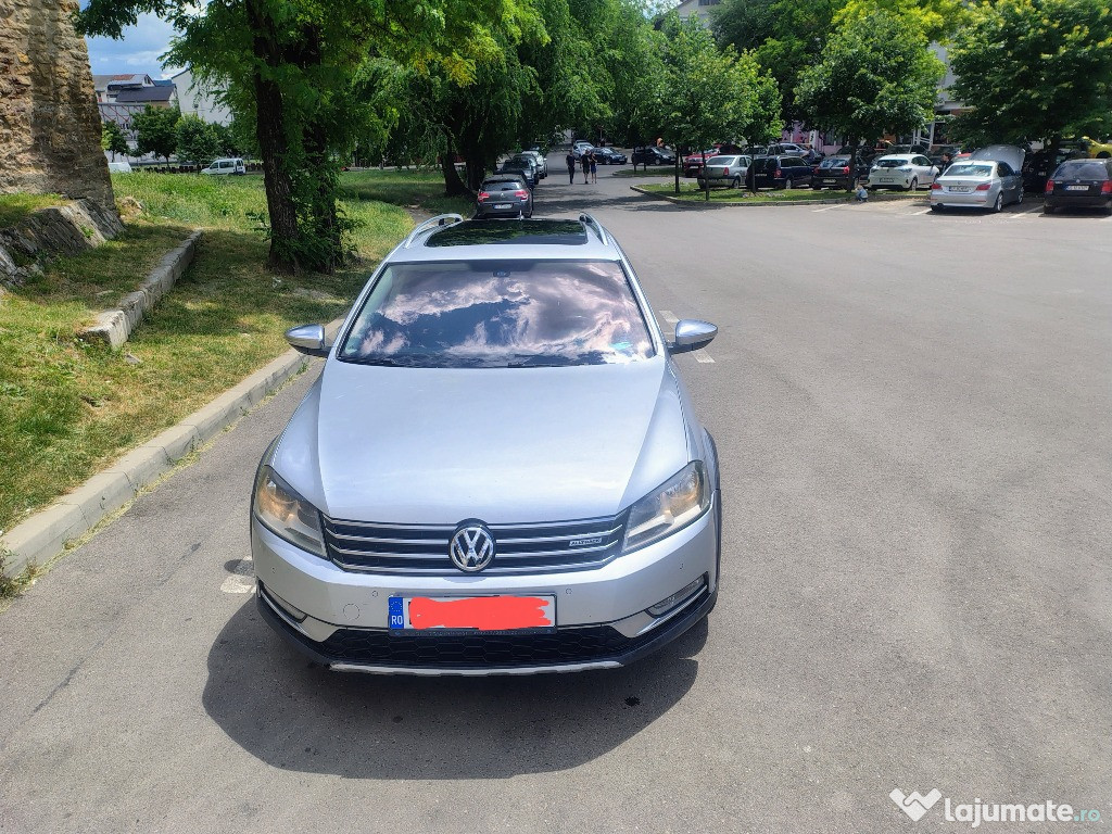 VW Passat Alltrack 2013