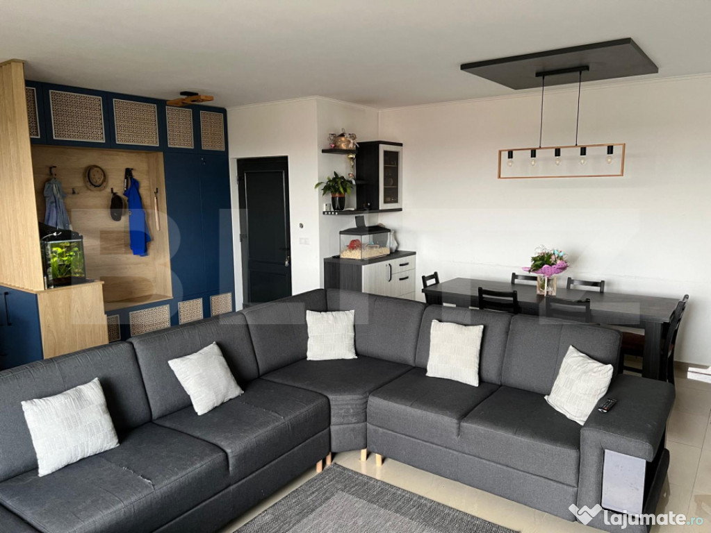 Apartament decomandat cu 3 camere,90mp