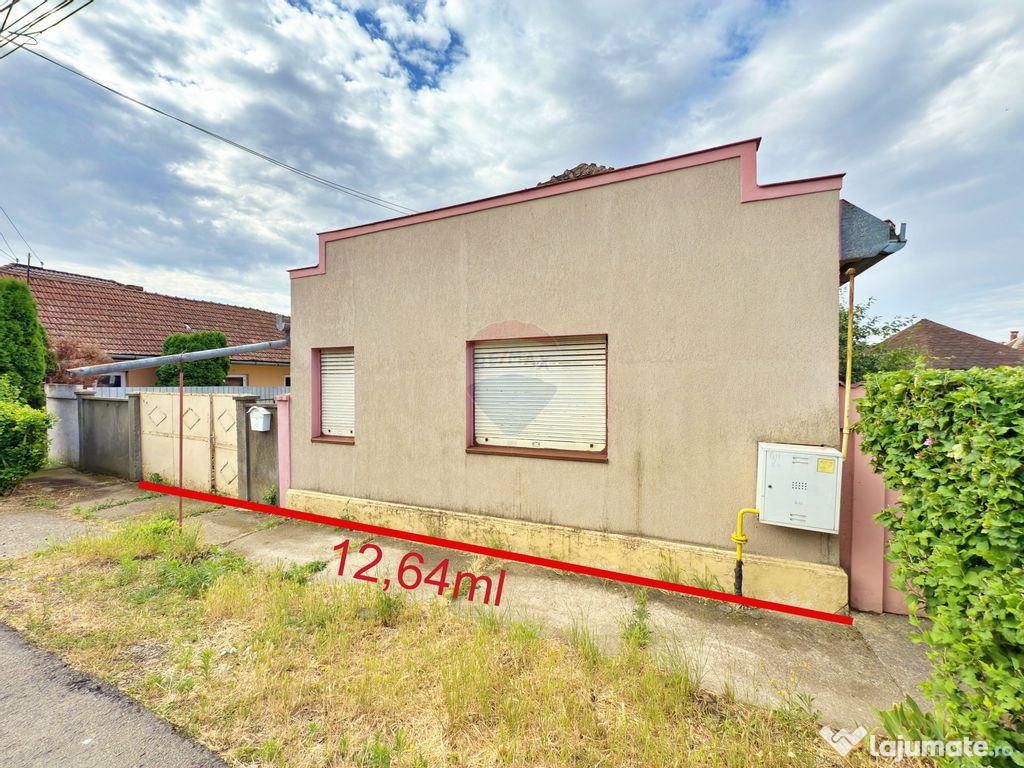 Casă de demolat + teren, de vânzare – 515 mp în Vlad...