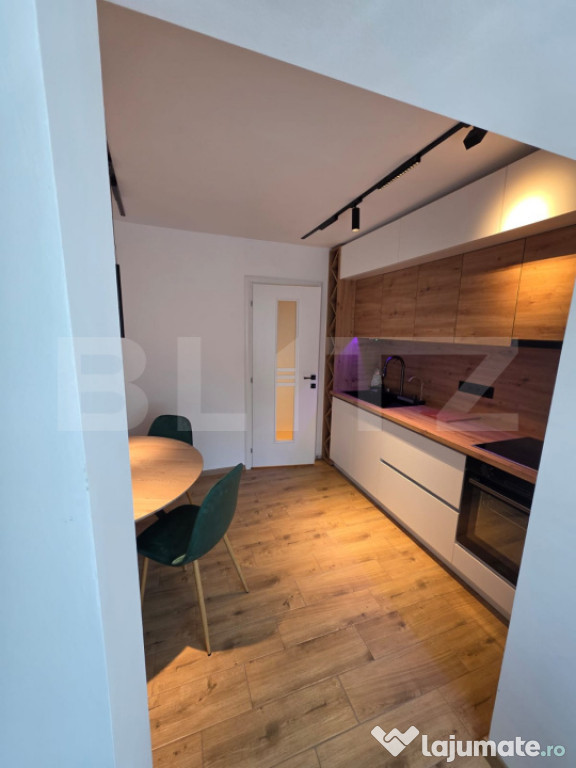 Apartament de vanzare, cu 2 camere, 56 mp, zona Independente
