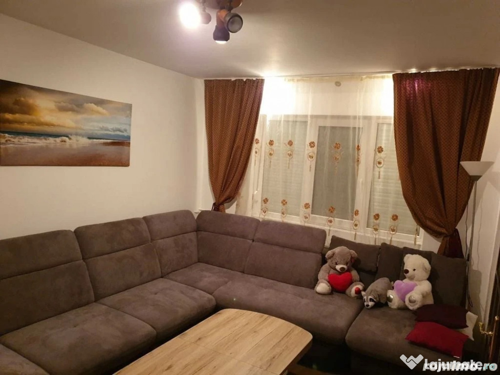2 camere in zona Girocului