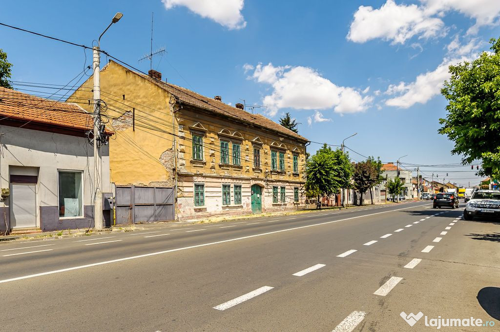 Teren 1015 mp cu construcție, zonă premium Andrei Șagu...
