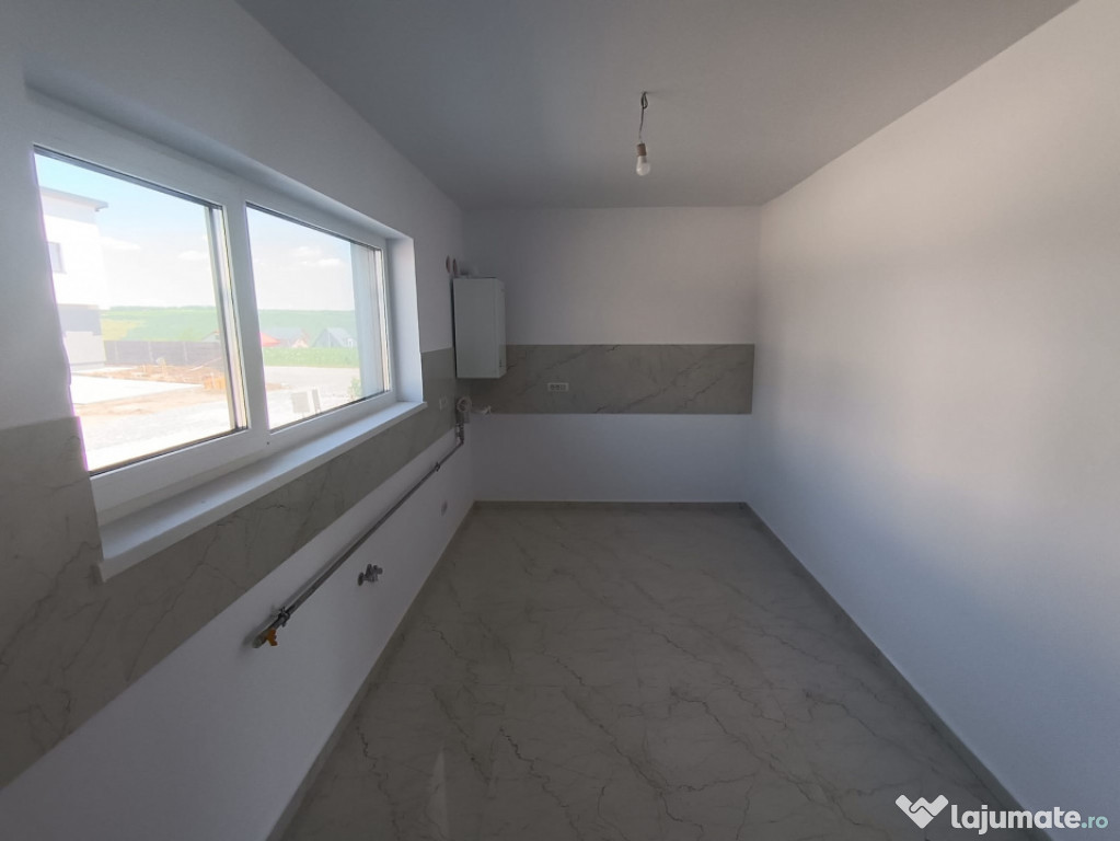 CASA TRIPLEX, 113 MP, PARTER SI ETAJ, INTABULATA,CONSTRUCTIE
