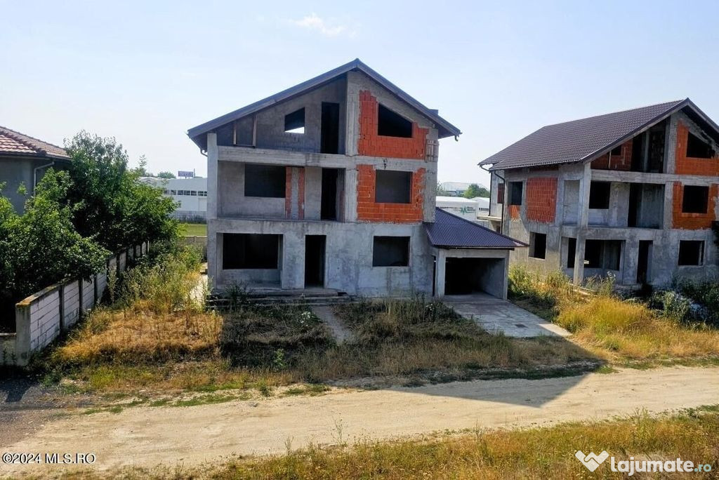 Pantelimon - Padurea Cernica, Vila 4 dormitoare, 3 bai, t...