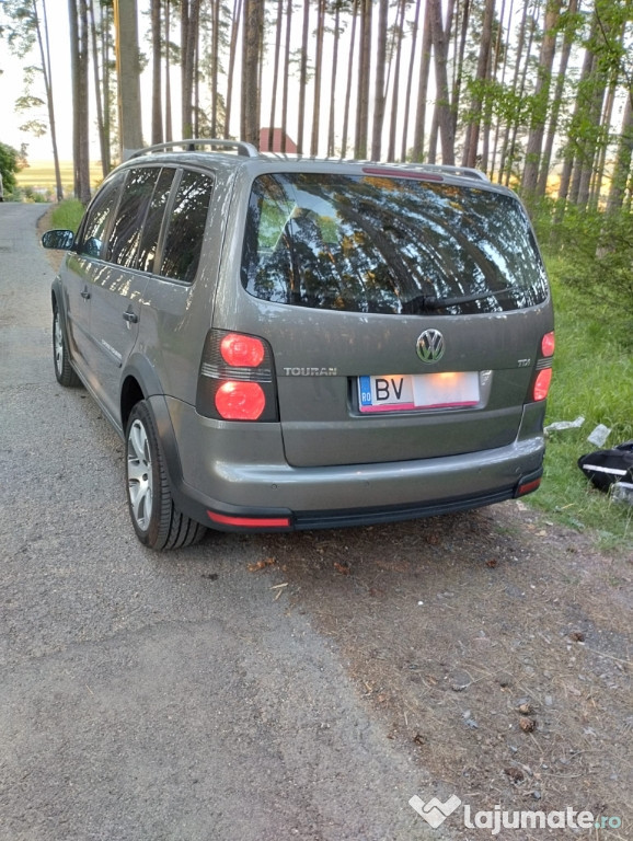 Vind vw touran cross. 1.9 tdi.