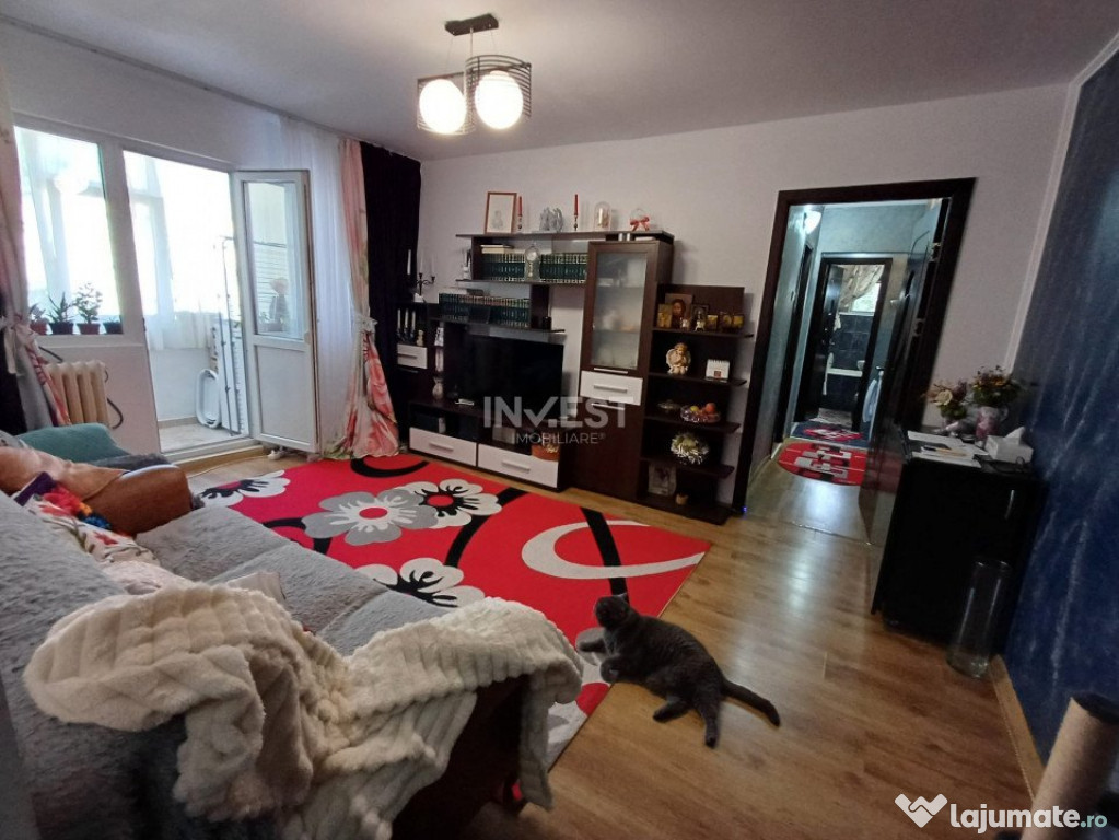 Apartament cu 3 camere de vanzare in zona Zimbru-Mobilat si