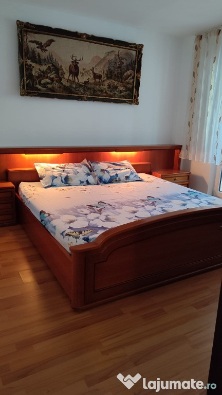 Vând Apartament Cu 3 camere in Hunedoara