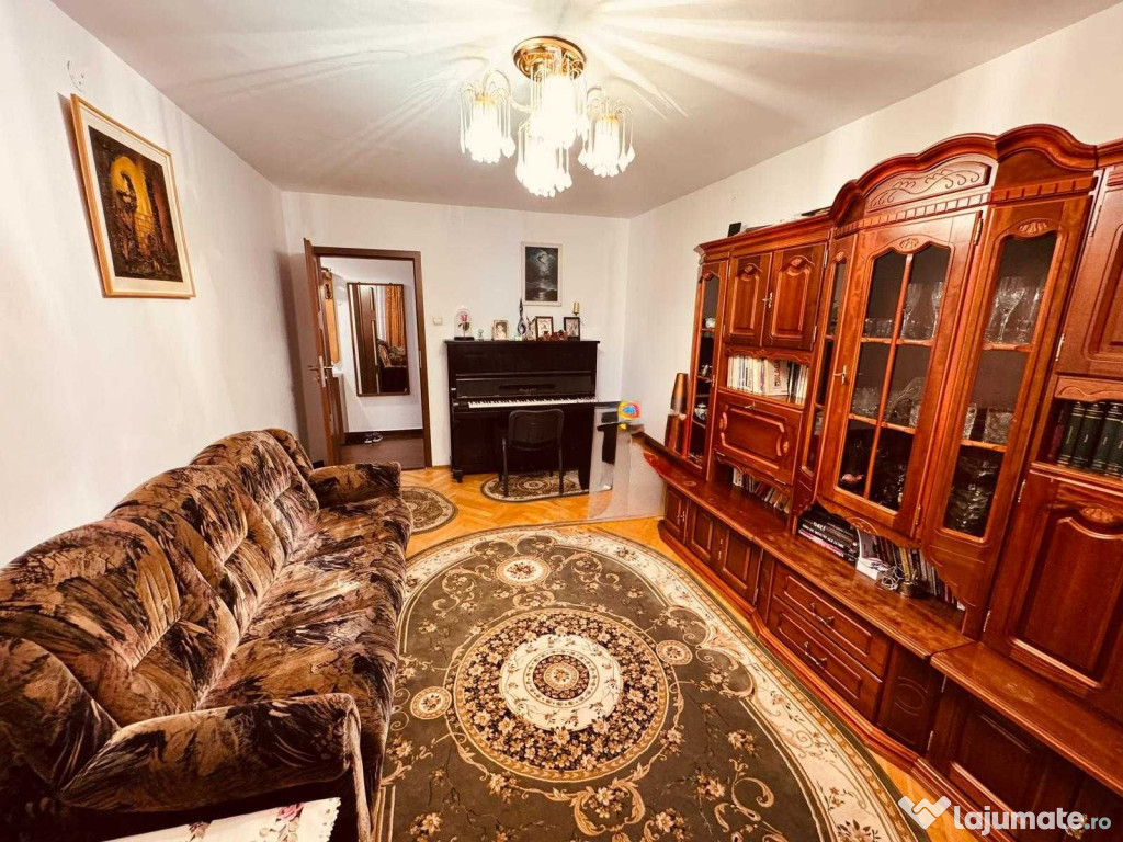 Apartament 3 camere etajul 2 Scriitorilor