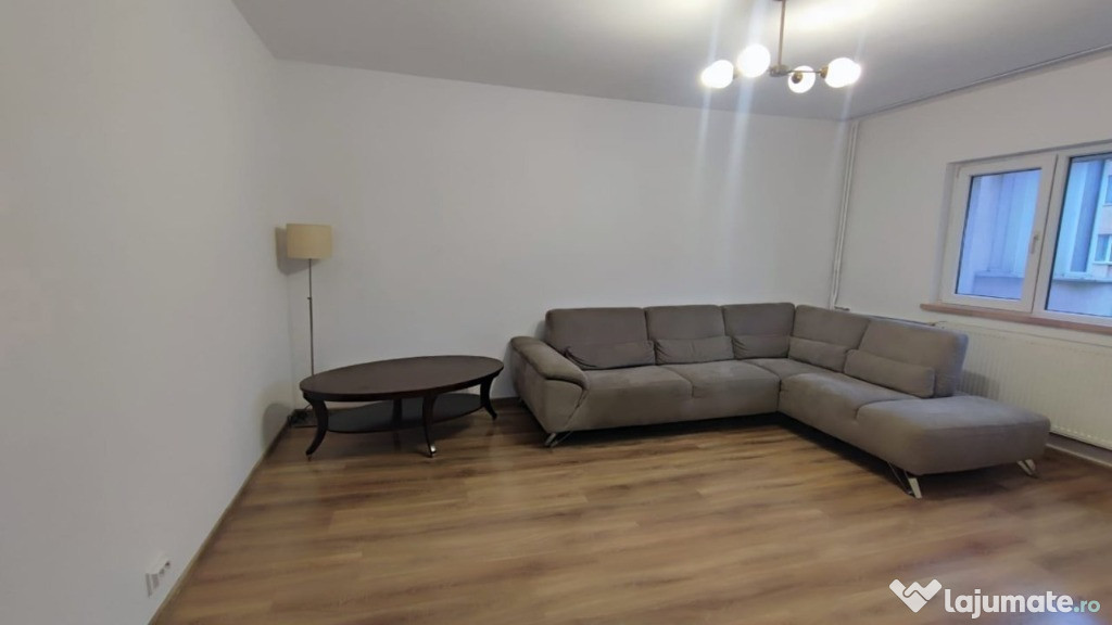 Apartament 3 camere langa Mall Vitan