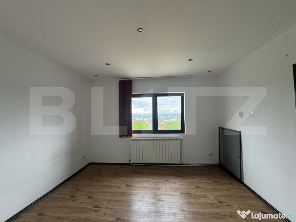 Casa cu 6 camere in Hunedoara
