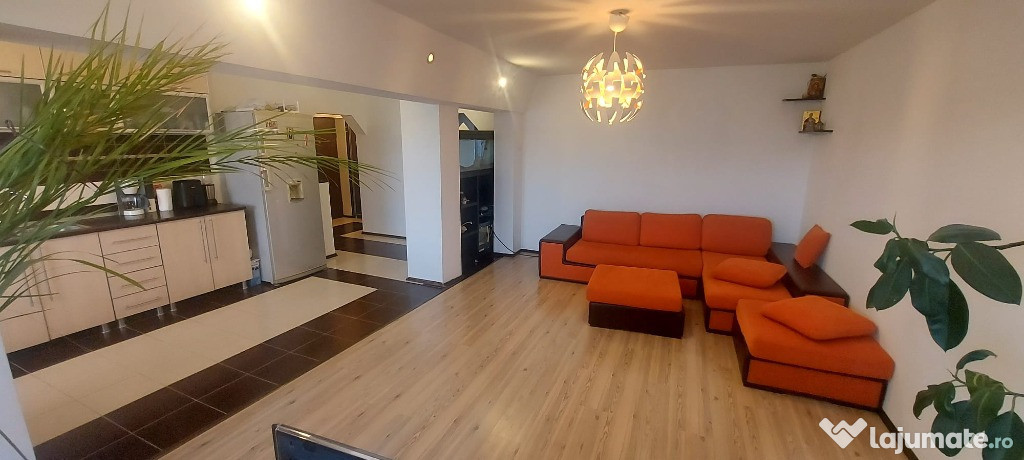 Energiei-3 camere decomandate 77 mp + mansarda locuibila 55 mp