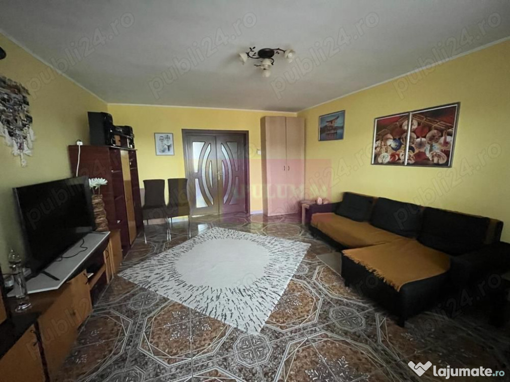 Vanzare apartament 3 camere Unirii-Carrefour
