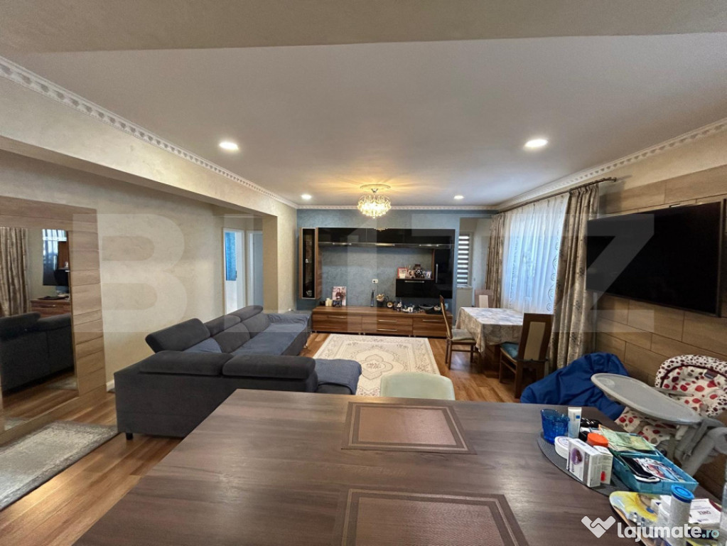 De vanzare apartament generos de 4 camere