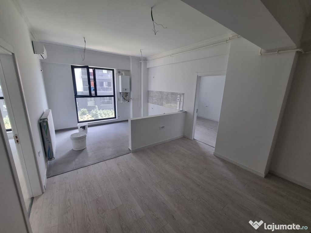 Compozitori-apartament 2 camere bloc nou cu loc de parcare