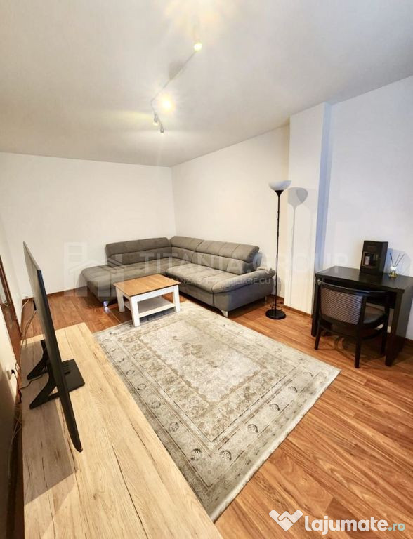 Apartament spatios, 3 camere, 2 bai, 2 balcoane - Zona Ce...