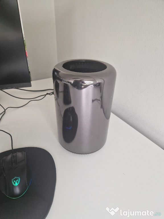 Apple Mac Pro A1481 Intel xeon E5-1680 - 64GB - 1TB SSD