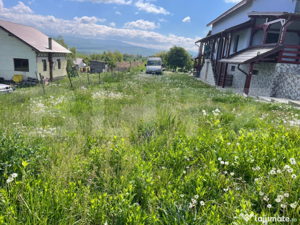 Teren de Vanzare 1917 mp, Zona Valea Jelnei