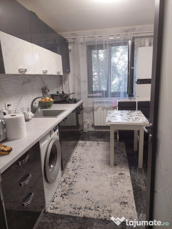 Apartament 3 camere Calea Calarasilor/Viziru