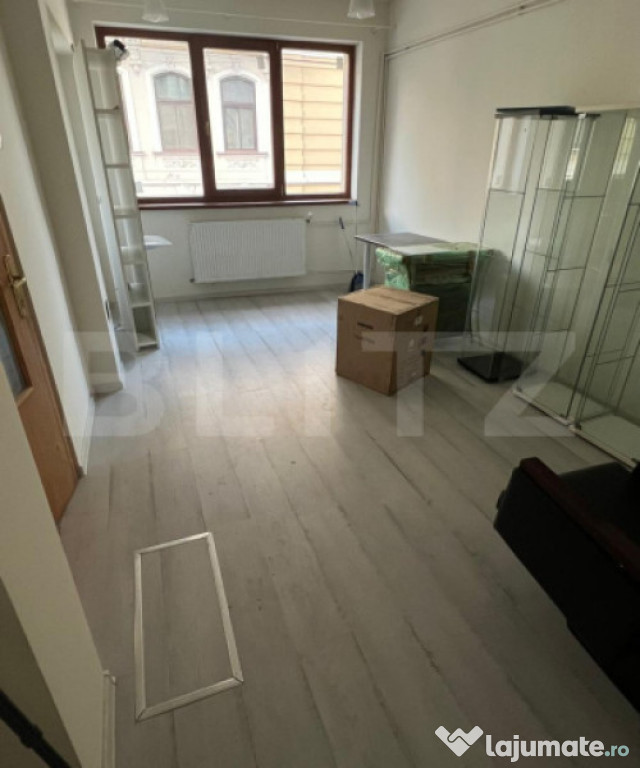 Spațiu comercial TERȚIAR de închiriat, 18 mp, zona Parcul
