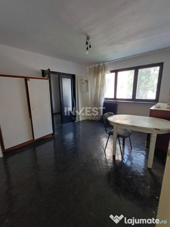 Alexandru cel Bun- Apartament cu 3 camere, etajul 1