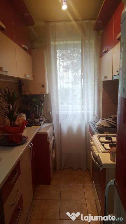 Apartament 2 camere de vânzare