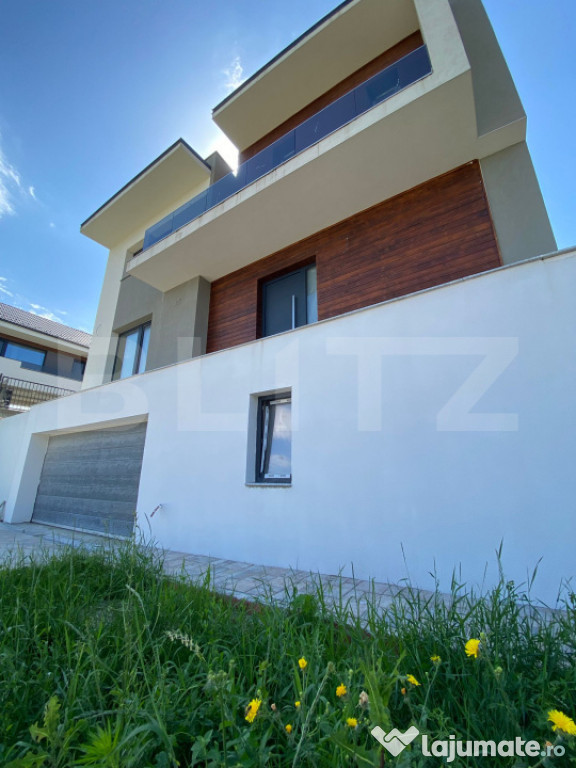 Casa Premium, 280mp utili, 930mp teren, zona Wonderland