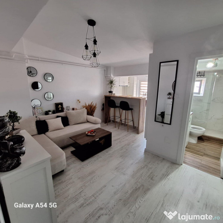 Garsoniera tip Studio decomandata, 39mp, bloc nou, Cornitoiu