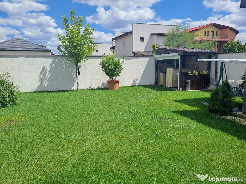 Casa individuala 5 camere,2 bai,foisor,curte 600mp,utilitati,Domnesti