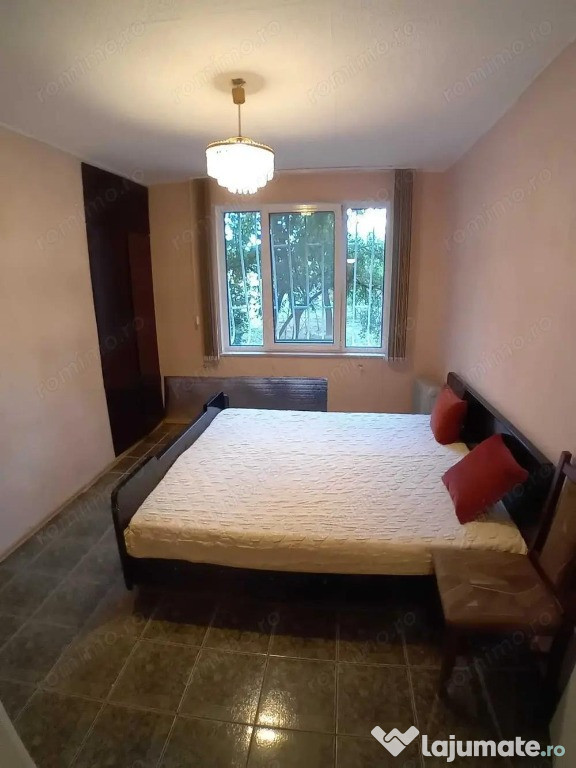 Garsoniera in zona Izvor