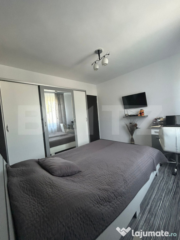 Apartament cu 2 camere, 54 mp, zona Uniri