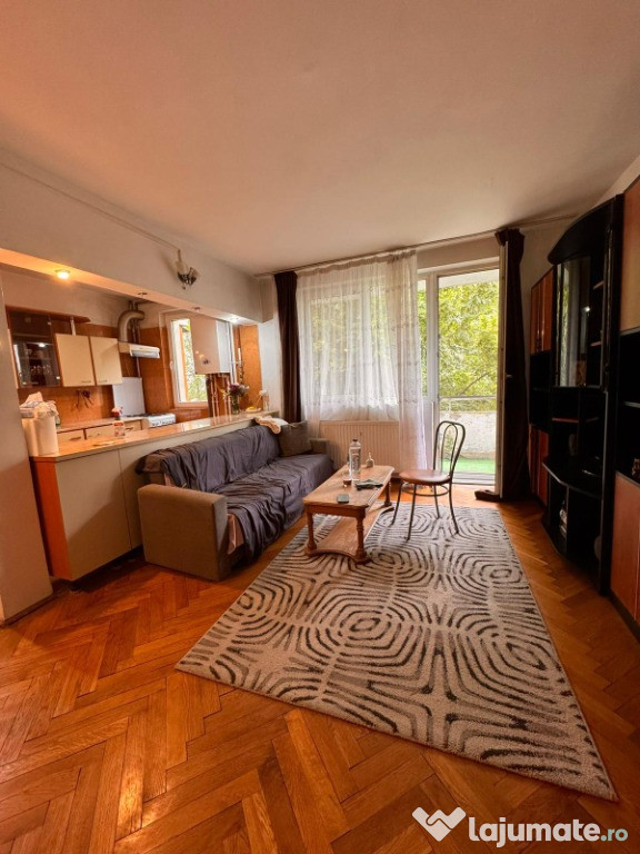 De vanzare apartament 2 camere Sector 4 Brancoveanu Piata Sudului