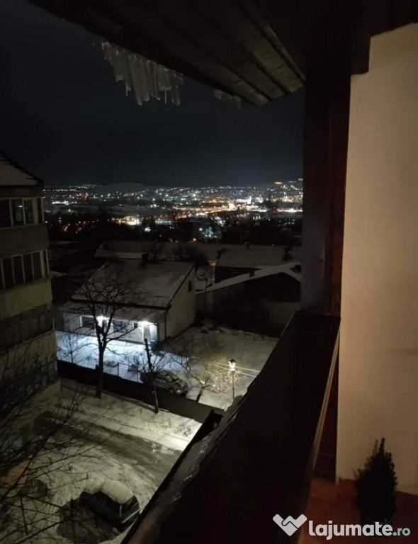 Apartament cu 4 camere decomandate ultracentral