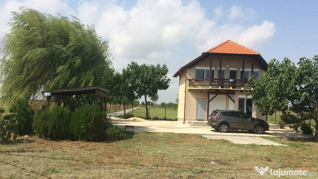 Teren intravilan 5.000 m2 in Costinesti, pe malul marii, cu Autorizati