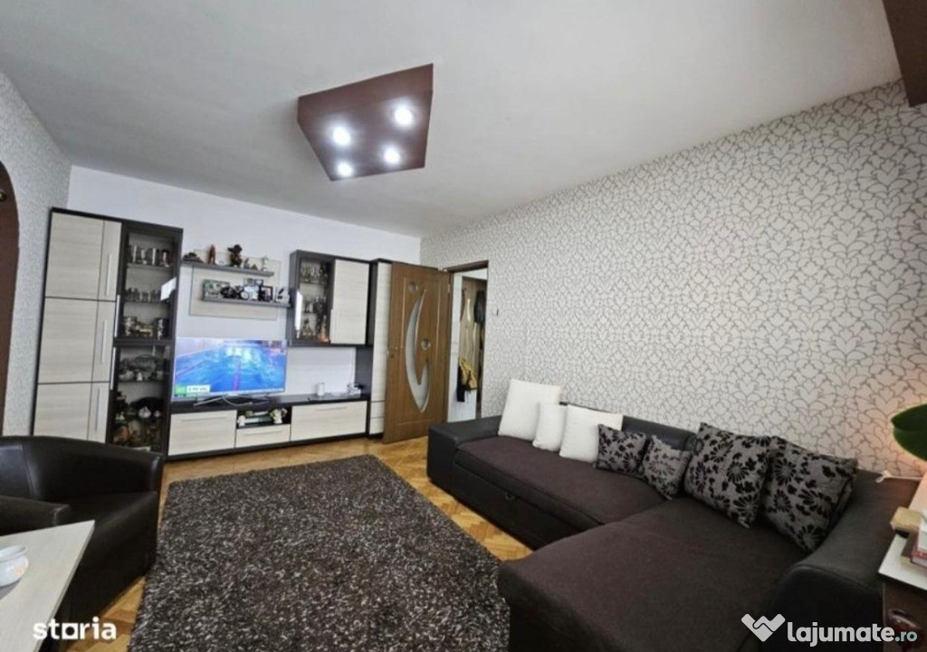 Apartament 2 camere,semidecomandat - zona Astra