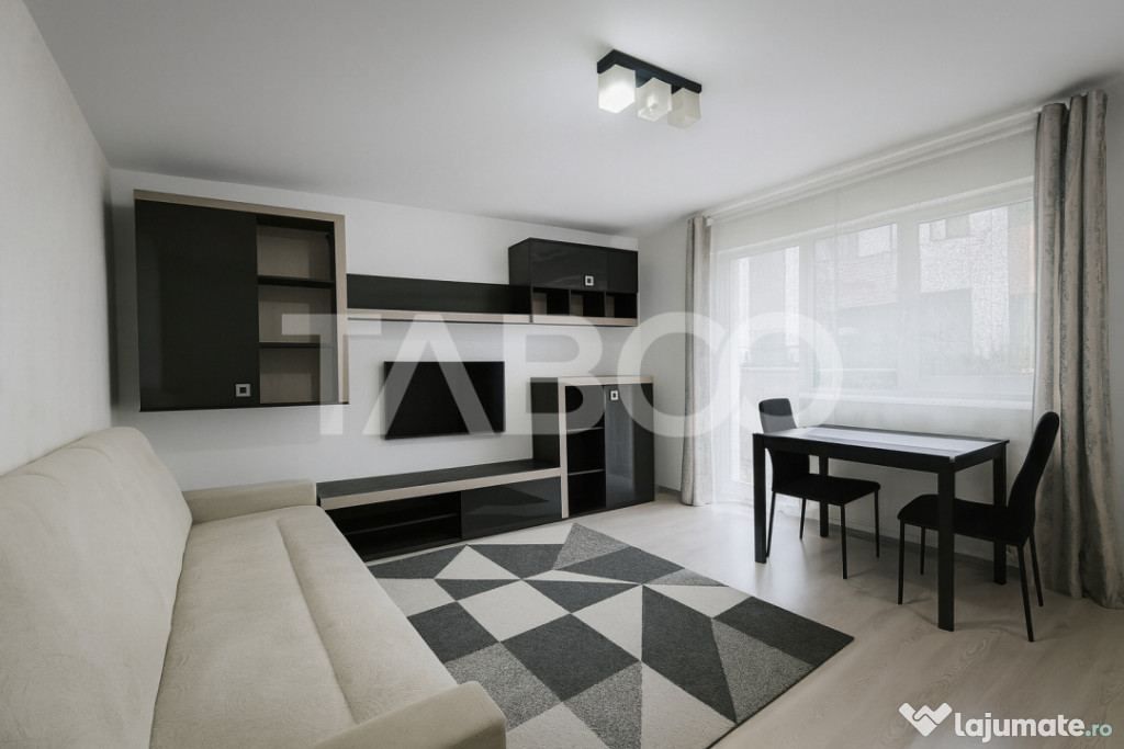 Apartament de vanzare 2 camere la etaj 1 in bloc cu gradina
