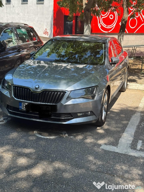 Vând Skoda Superb 3