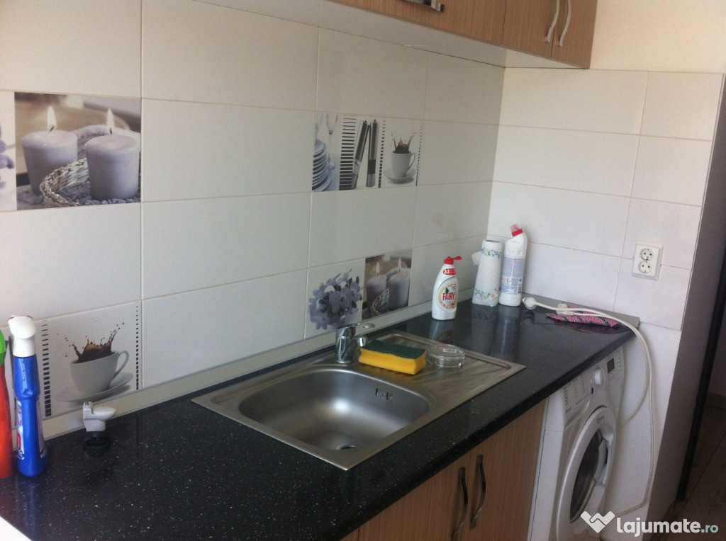 Apartament cu 3 camere etaj 2 - Zona George Enescu