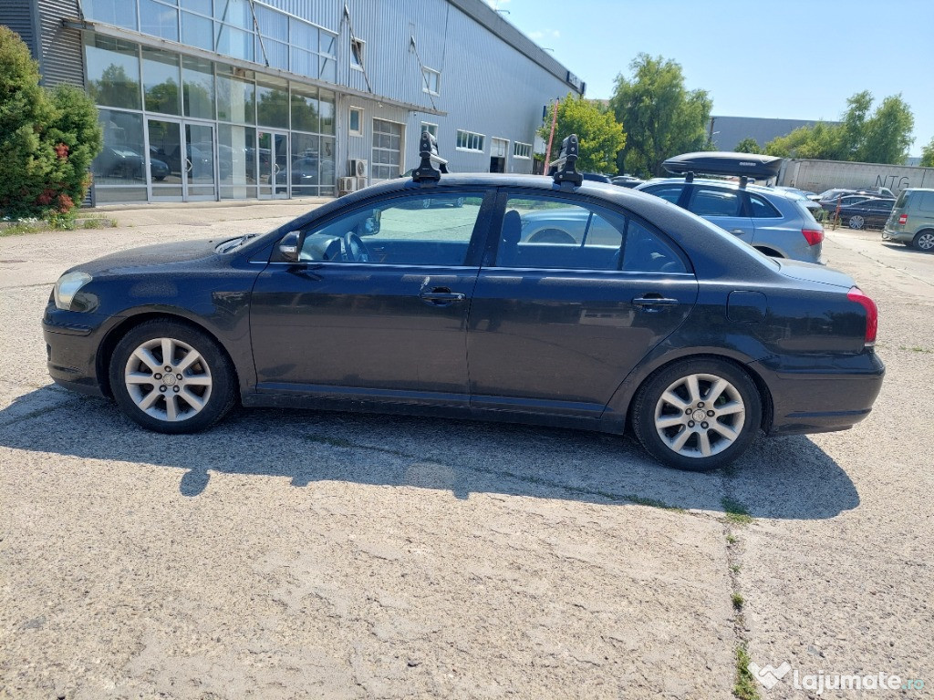 Toyota Avensis stare bună