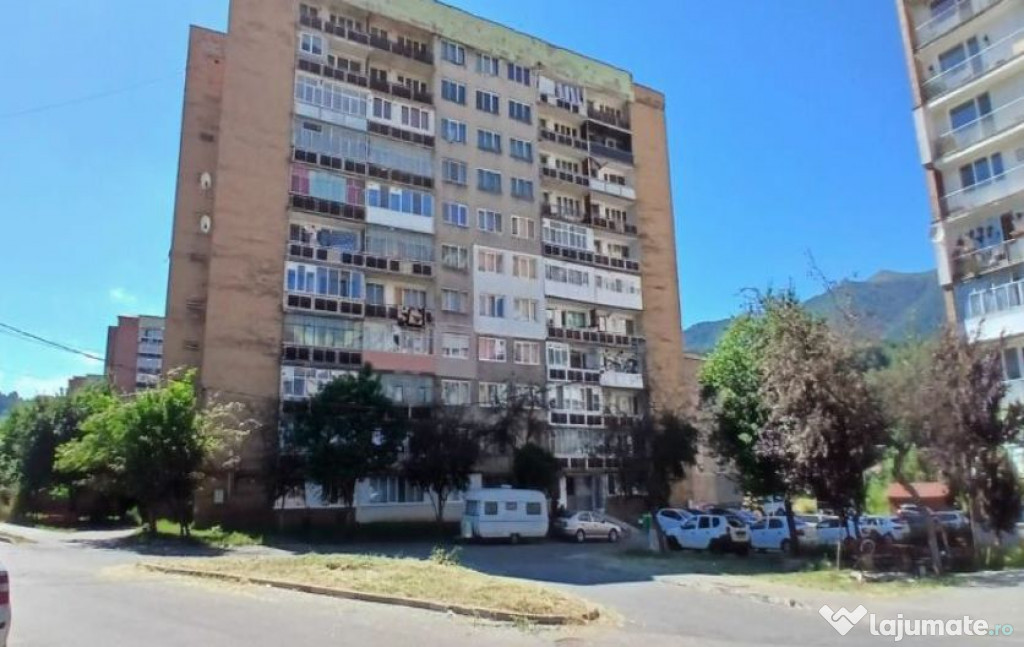 Apartament 2 camere, localitatea Lupeni, judetul Hunedoara