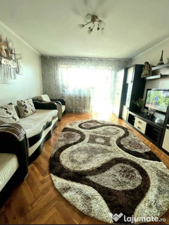 Apartament cu 3 camere, Cetate-Piață