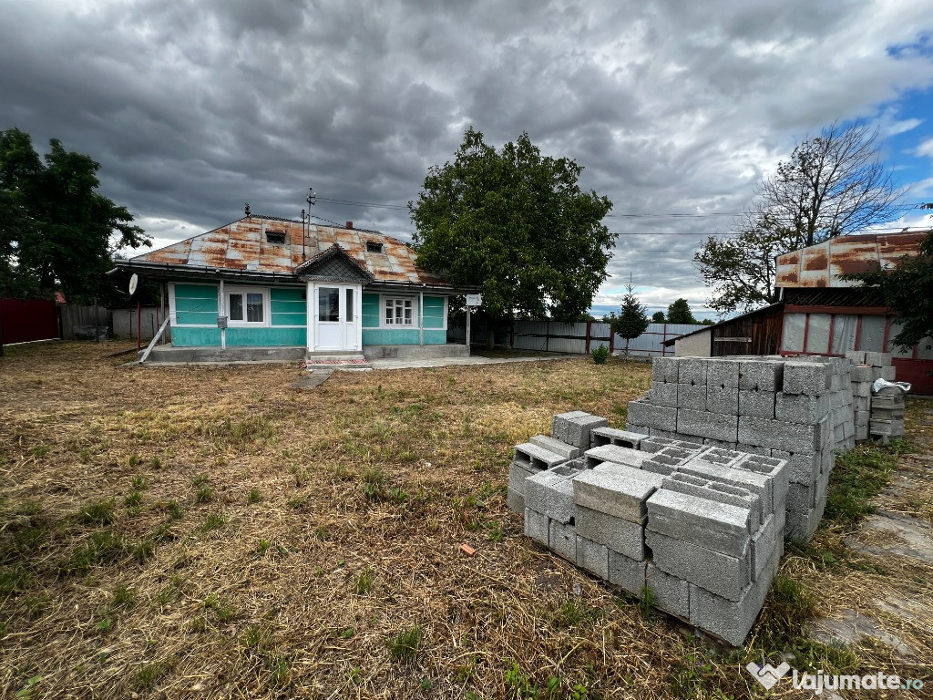 Casă Sat Miron Costin – zona Brănișteni (str. Macilor)