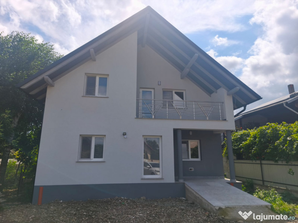 Casa noua individuala 5 camere, 500mp teren, Radauti