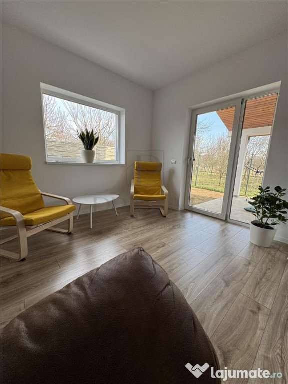 Duplex mobilat utilat - toate utilitatile - asfalt