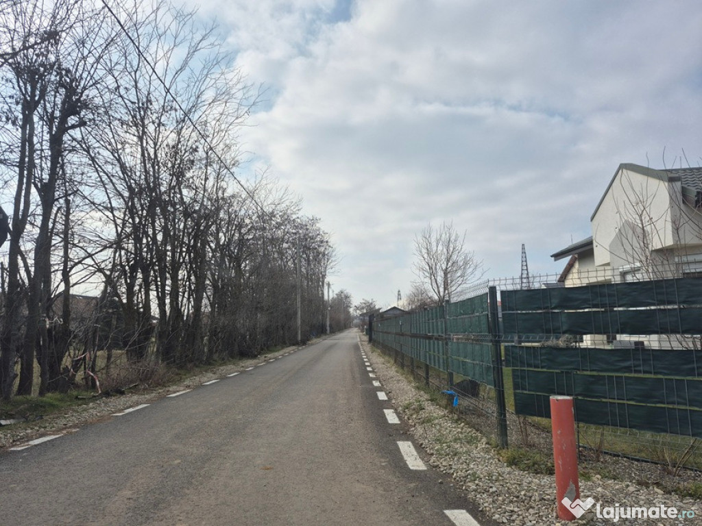 Teren Balotesti,vecinatate Dn1 Bucuresti Ploiesti ,toate utilitatile+a
