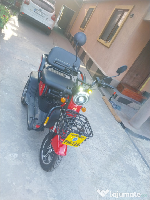 Vând triciclete electrică 2 locuri