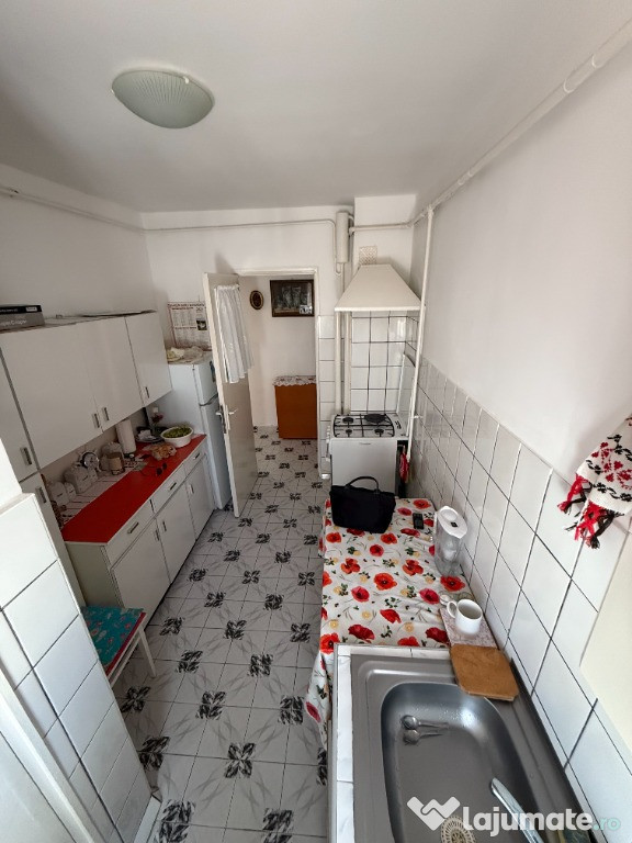 De vânzare apartament 2 camere Noua, str. Vișinului